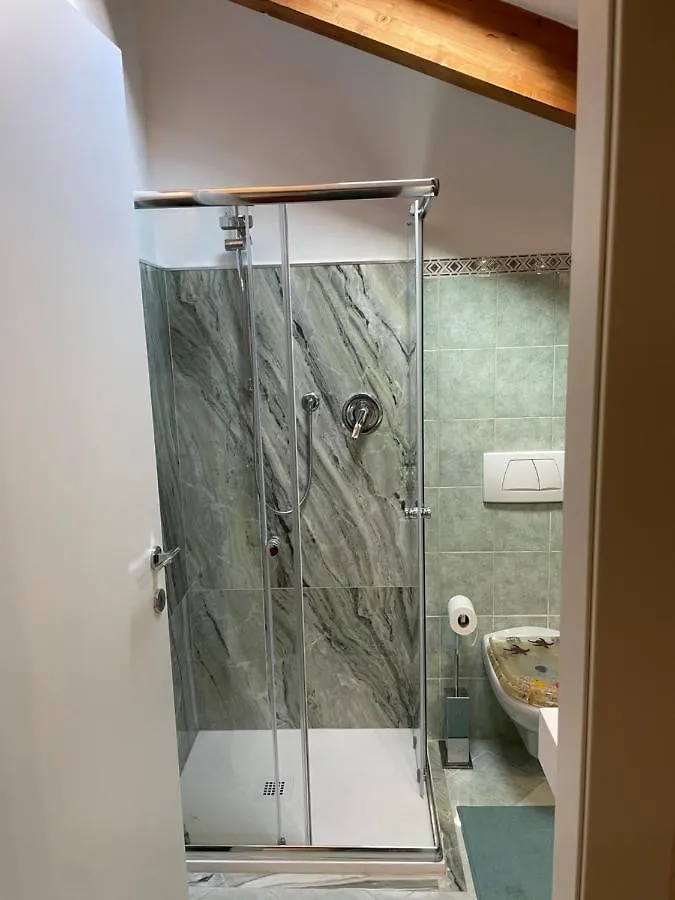 Suites Indipendenza 58 0*, Bologna